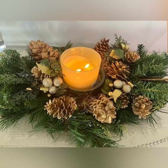 Christmas center piece - Picture 8 of 10